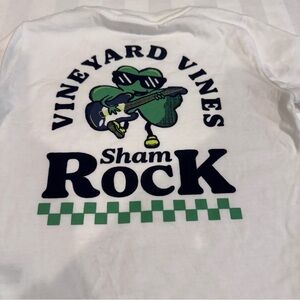 Vineyard Vines Kids White Pocket‎ Tee with Green “Shamrock”Graphic, Size 4T